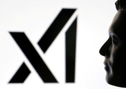 "답변도 캐릭터도 선정적" 비판 커지자…머스크 "베이비 그록 만들 것"