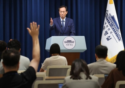 李대통령, 이진숙 지명 철회·강선우 임명 강행…"고심에 고심"