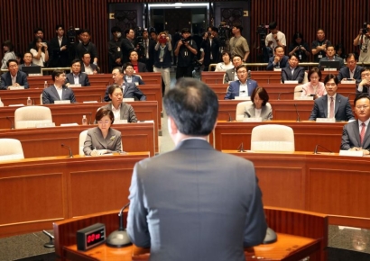 국민의힘, 혁신안 의총 열었지만 정작 논의 안 돼…"윤희숙 불러 다음에" 