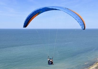 "전문가였는데…" 발리서 패러글라이딩 하던 한국인 2명 사망