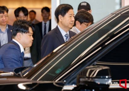 한미 '25일 2+2 협상' 돌연 취소…"美측 출국 1시간반 전 이메일 통보"(종합)