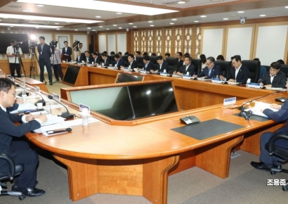 [포토] 중앙지방정책협의회 주재한 윤호중 장관