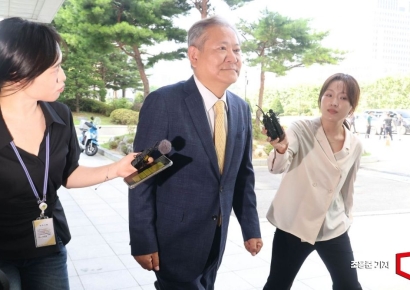 [포토] '묵묵부답' 이상민 전 장관 출석