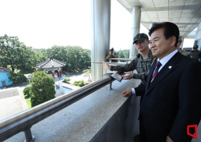 [포토] 판문점 찾은 정동영 통일부 장관