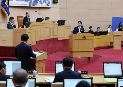 '개 식용 종식 선언' 외친 김진남 전남도의원 