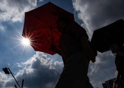 [내일 날씨]폭염·열대야 계속…낮 최고 37도