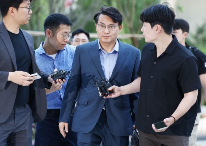 김건희특검, '尹부부 지방선거 공천개입' 공범 의혹 윤상현 의원 소환
