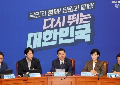 [포토] 김병기 "국힘, 한미협상 뒤에서 총질·실패 낙인…제정신이냐"