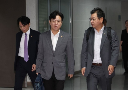 '김영훈 장관 첫 과제' 노란봉투법…처리 놓고 노정관계 흔들