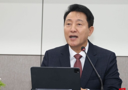 오세훈, '외국인 고가주택 매입' 칼 빼든다…해외 규제 검토 지시