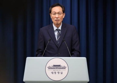 대통령실 "美 관세협상서 농산물 양보 최소화…국방비·무기구매 논의도"
