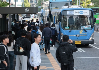 한파에 서울버스 멈추나… 오늘 막판 교섭, 결렬시 파업