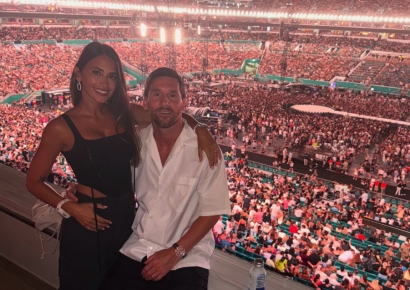 "메시 옆에 저 여성 누구지?"…콜드플레이 키스캠서 진기록 나오나 했더니