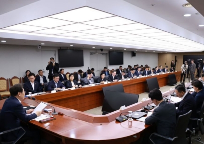 李대통령 "1년 내 경제형벌 30% 정비…배임죄 남용 개선"