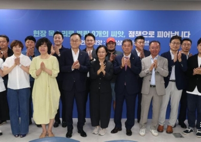 [포토] 소상공인 만난 한성숙 중기부 장관