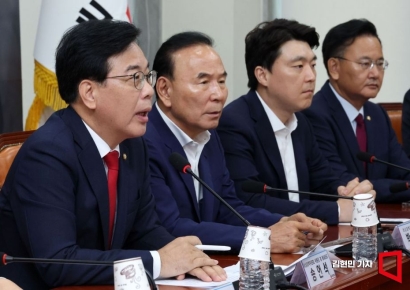 [포토] 송언석 “15% 관세 적절한 수준…4500억 달러 투자·구매는 과도”