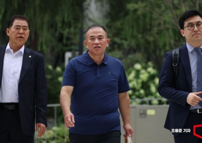 [포토] 김건희 특검 출석하는 명태균씨