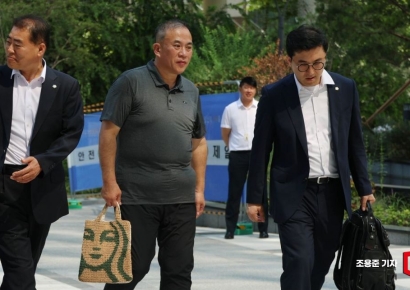 [포토] 김건희 특검 출석하는 명태균씨