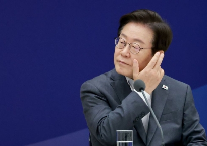 광복절 특사 앞둔 李대통령의 고민…오늘 사면심사위 개최