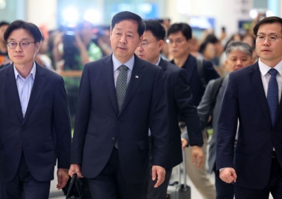 구윤철 "전쟁같은 협상…쌀 추가개방, 전혀 논의 없었다"