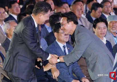 [포토] 전당대회 참석한 김병기-김민석
