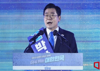 [포토] 박찬대 "이재명 짐 함께 짊어져야‥유기적 당정대 시스템 만들 것"