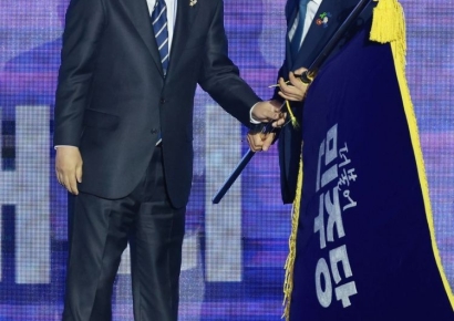 [포토] 이재명 정부 첫 민주당 대표에 정청래