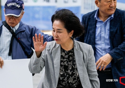 [포토] 김영선 전 의원, 김건희특검 출석