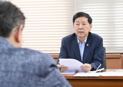대·중견기업 규제 전면 재검토…형벌 규정 완화, 면책 규정 신설도