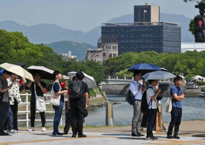 펄펄 끓는 日 열도…41.8도로 관측 사상 최고기온 경신