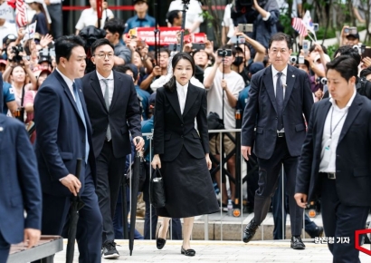 [포토] 특검 사무실 도착한 김건희 여사