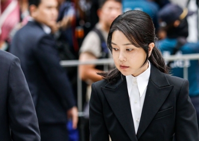 김건희 ‘혐의 부인’ 자충수… 영장심사서 ‘증거 인멸 우려’ 인정될까