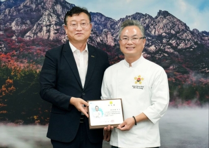 흑백요리사 스타 안유성 명장…남도 우리술 품평회 추진위원장 위촉