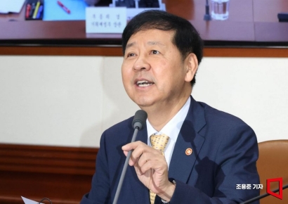구윤철 "초혁신경제 집중 지원…전국민 AI 전사화할 것"