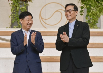 구윤철 부총리, 한은 첫 방문…이창용 총재와 정책공조 의지 다졌다