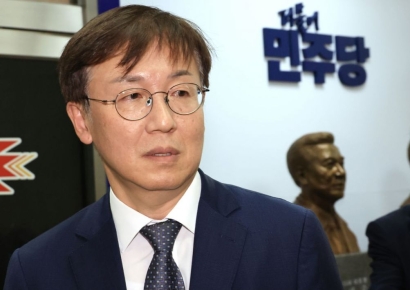 與윤리심판원 "'차명 주식거래 의혹' 이춘석·보좌관 제명 사유 확인"