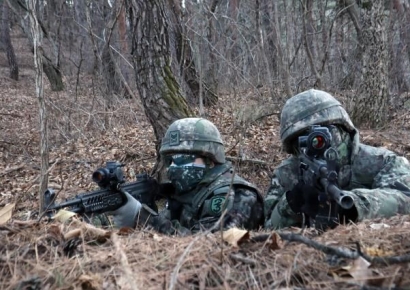軍 사단급 부대 17곳 없어졌다…병력 45만명까지 줄어