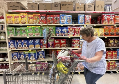 "와이파이 무료였는데 이제 돈 내라고?" 소비자 몰래 슬쩍 비용 올리는 '스니크플레이션' 