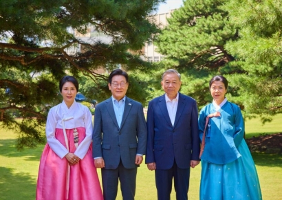 李대통령 내외, 베트남 서기장과 상춘재 차담회…"양국은 뗄 수 없는 관계" 