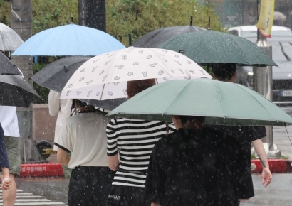 [내일날씨]체감온도 33도 무더위…수도권·강원 오전까지 비