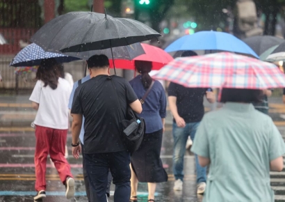 [날씨]전국 흐리고 곳곳 비…경기북부 80㎜ 이상
