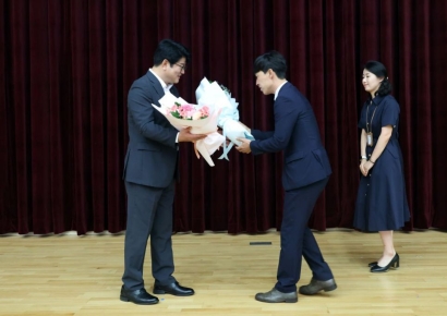 떠나는 권재한 농진청장 "농업인 소득 증대·국민 삶의 질 향상 선도하길"