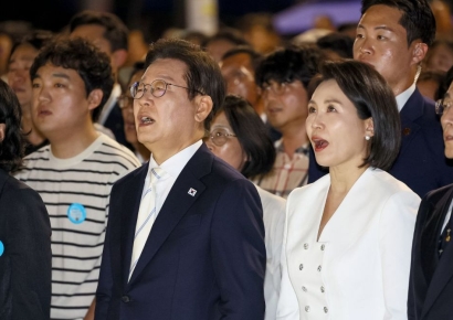 [속보]'국민임명식' 李대통령 "한없이 영광스럽고, 무거운 책임감 느껴"
