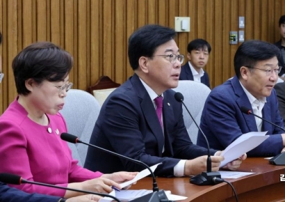 [포토] 송언석 "이재명 '귀틀막' 정권… 반기업 악법 중단해야"
