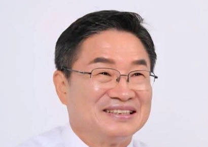 보수·중도 단일화 연대, 경남교육감 후보로 권순기 확정