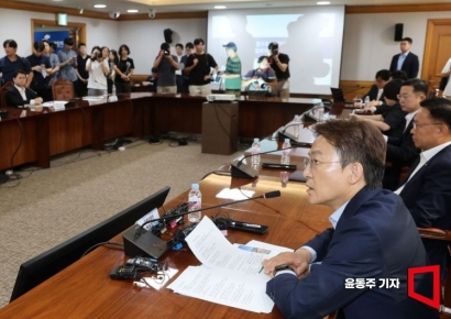'석유화학 사업재편 맞춤형 지원'…산은, 설비통폐합 기업에 저리 대출 나선다