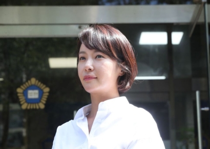 가상자산 투자 '회삿돈 43억 횡령' 황정음에 징역 3년 구형