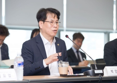 과기부 "신속한 R&D로 AI 3대 강국 도약…7개 사업 예타 면제"