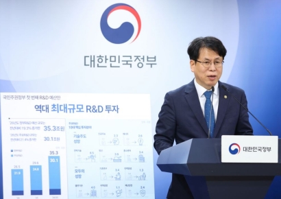 한국, 美 H-1B 비자 규제 반사이익 노리나