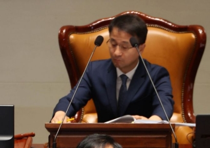 구윤철 "대주주 기준, 늦지 않은 시기에 잘 판단하겠다"
